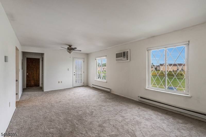 73F Farm Rd #F, Hillsborough Twp., NJ 08844