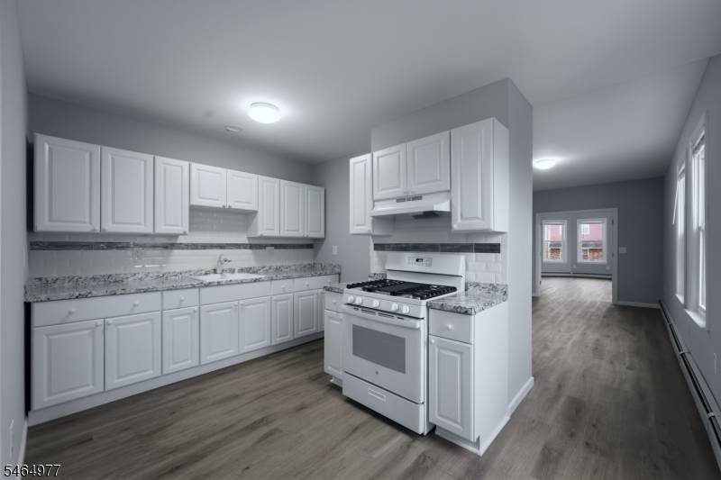 21 Franklin Ave #2L, Harrison Town, NJ 07029