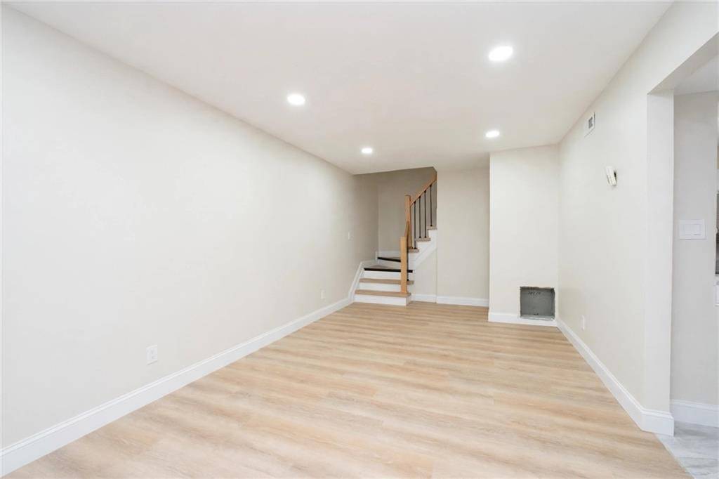 25 Wolkoff LN #NA, Staten  Island, NY 10303