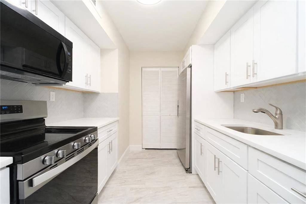 25 Wolkoff LN #NA, Staten  Island, NY 10303
