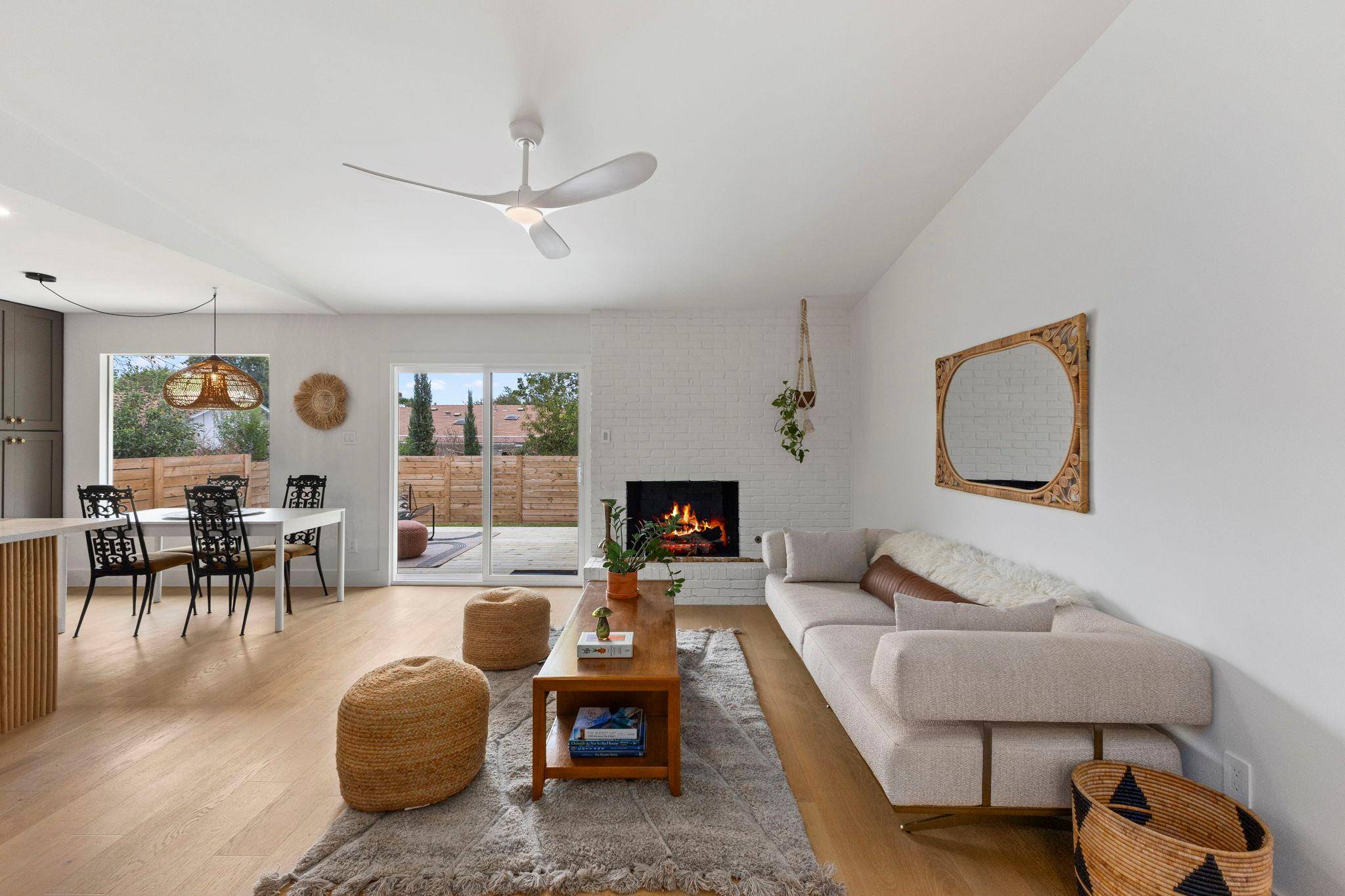 2512 McGregor DR, Austin, TX 78745