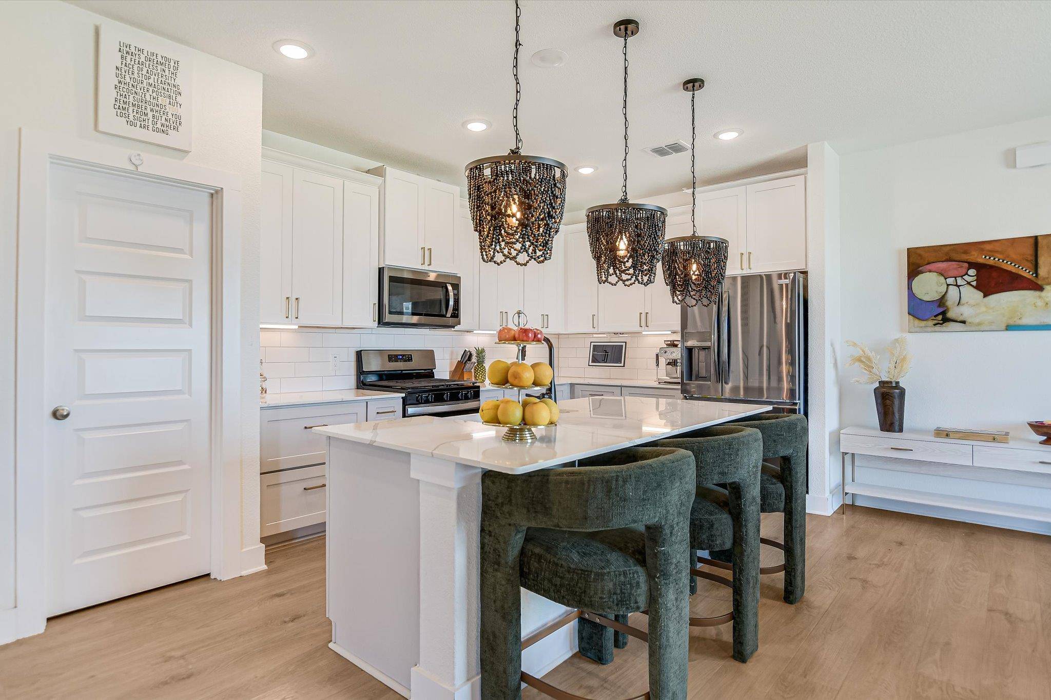 6115 Marsh LN, Buda, TX 78610