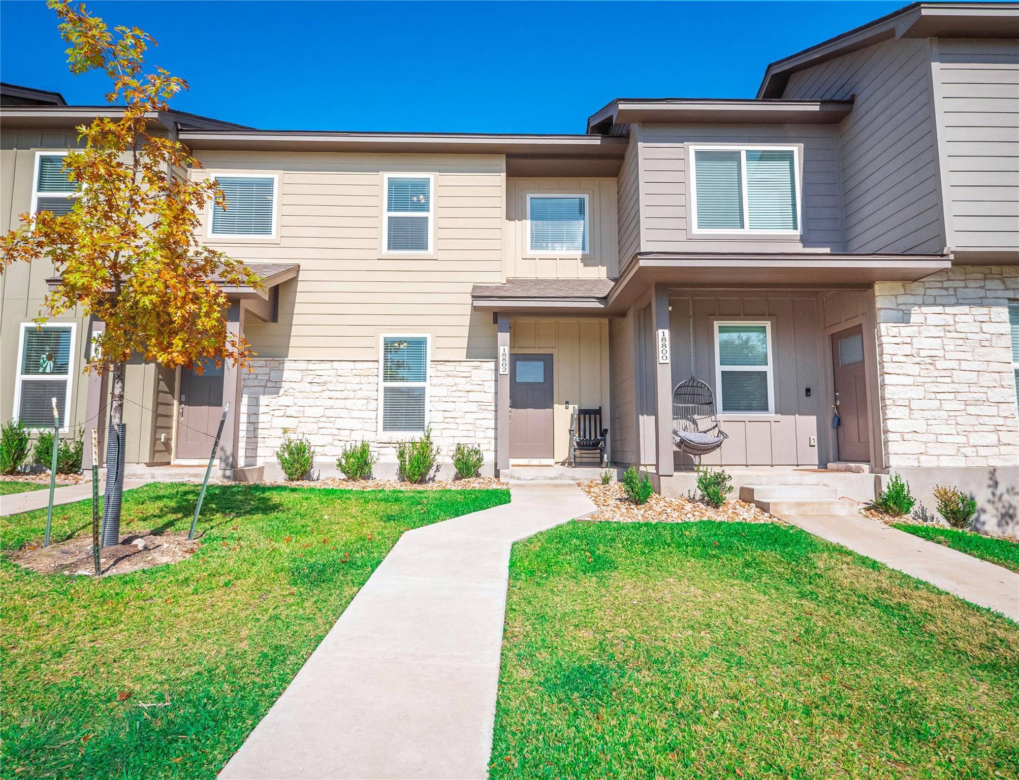 18802 Nicklaus DR, Point Venture, TX 78645