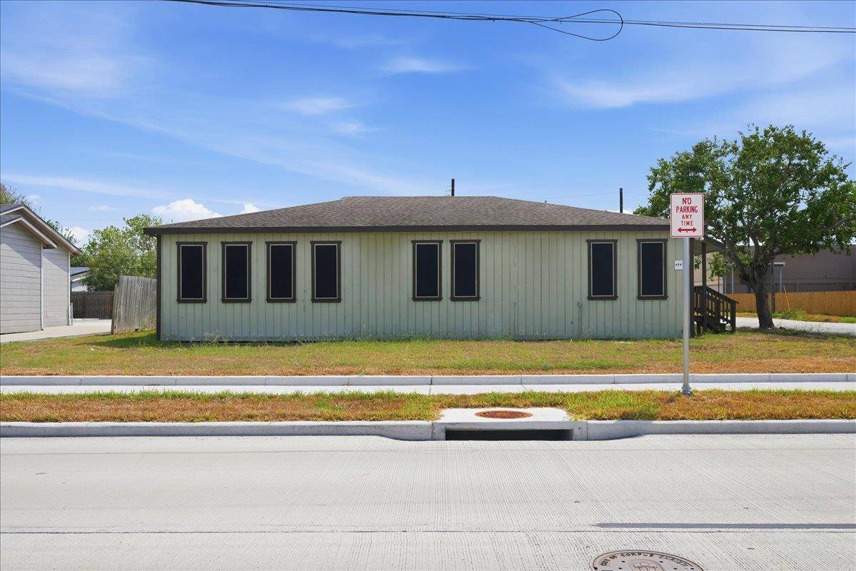 4942 Everhart RD, Corpus Christi, TX 78411