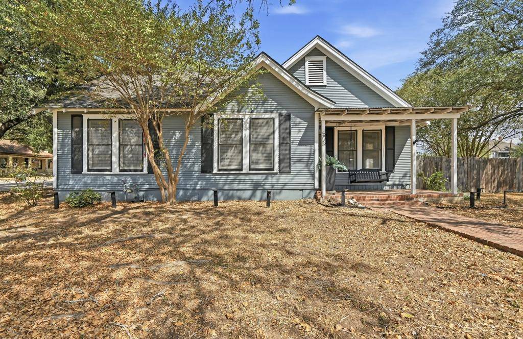 Address not disclosed, Luling, TX 78648