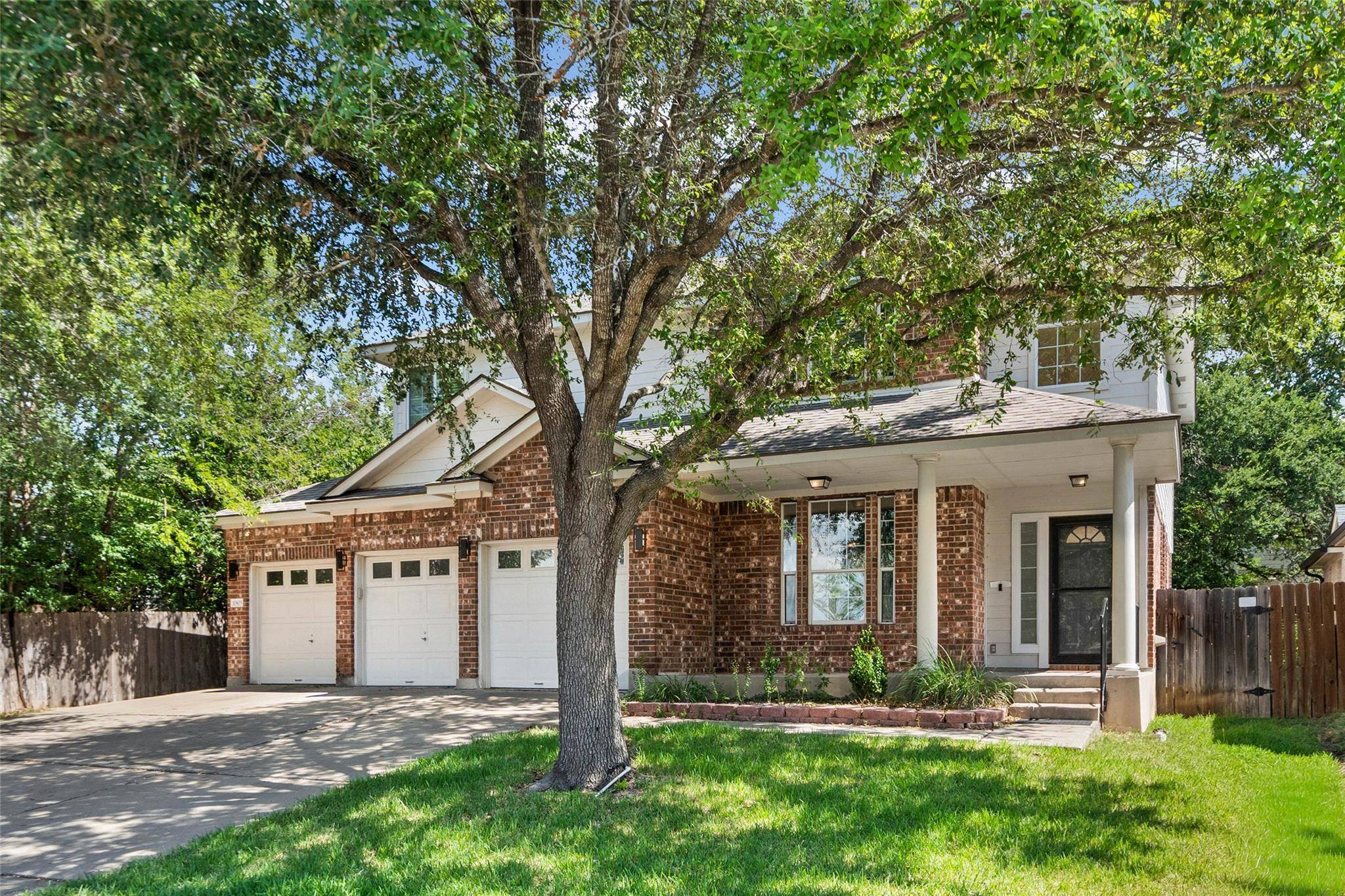 10605 Lindshire LN, Austin, TX 78748