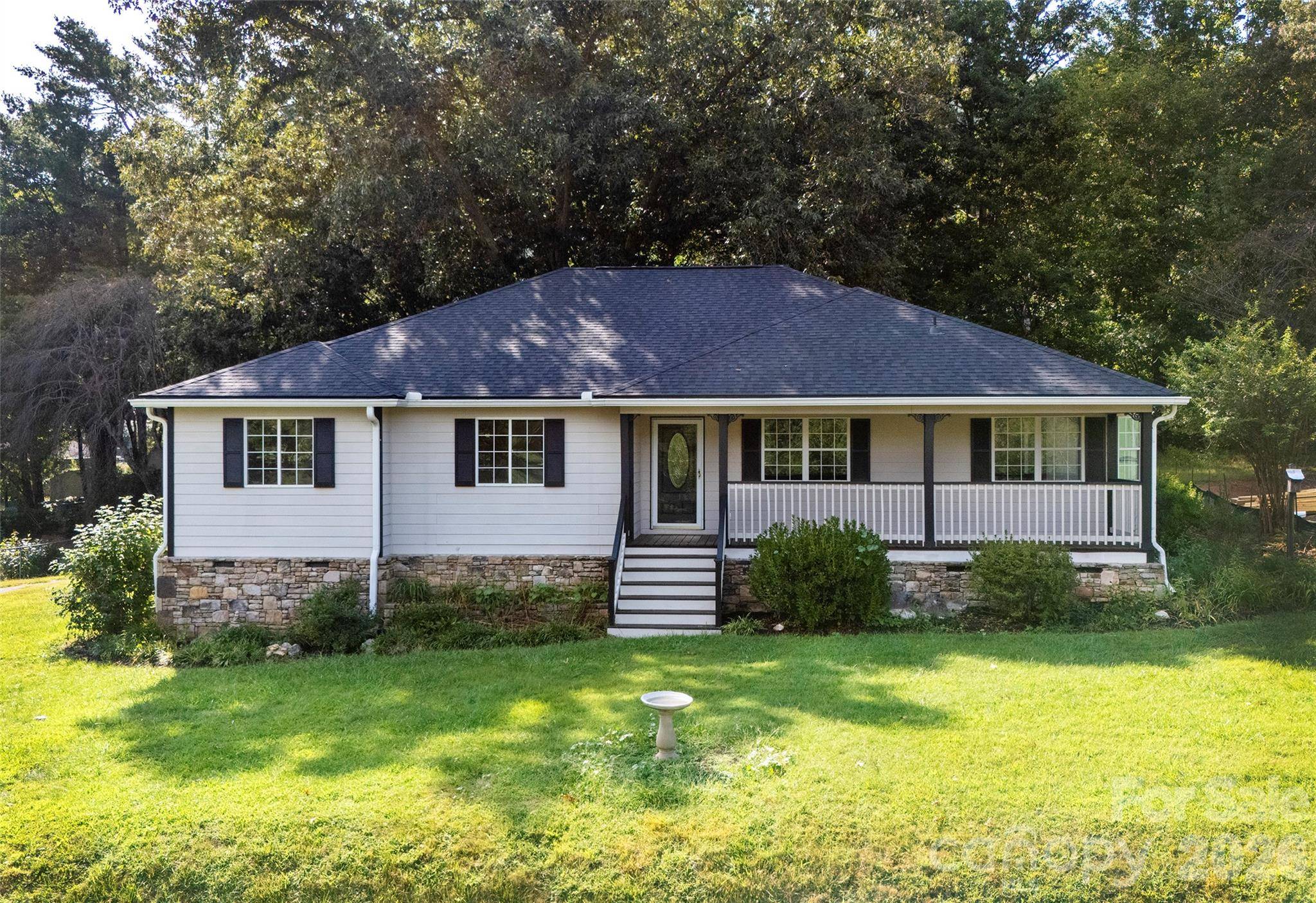 540 Old Haw Creek RD, Asheville, NC 28805