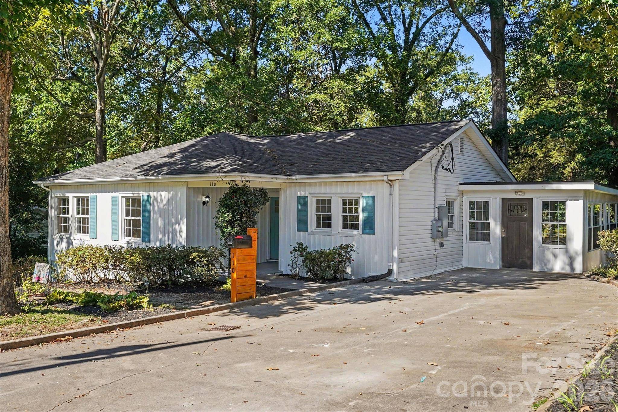 110 Hillside AVE SW, Concord, NC 28025