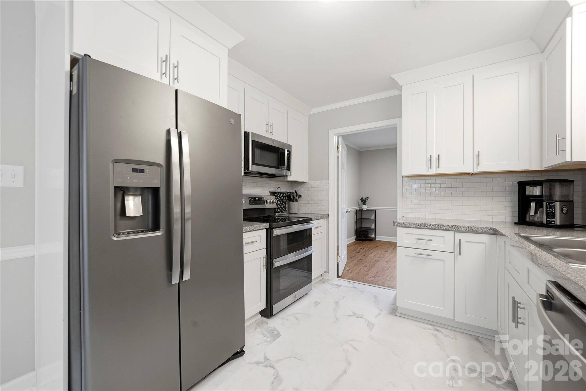718 E Hoke ST, Lincolnton, NC 28092