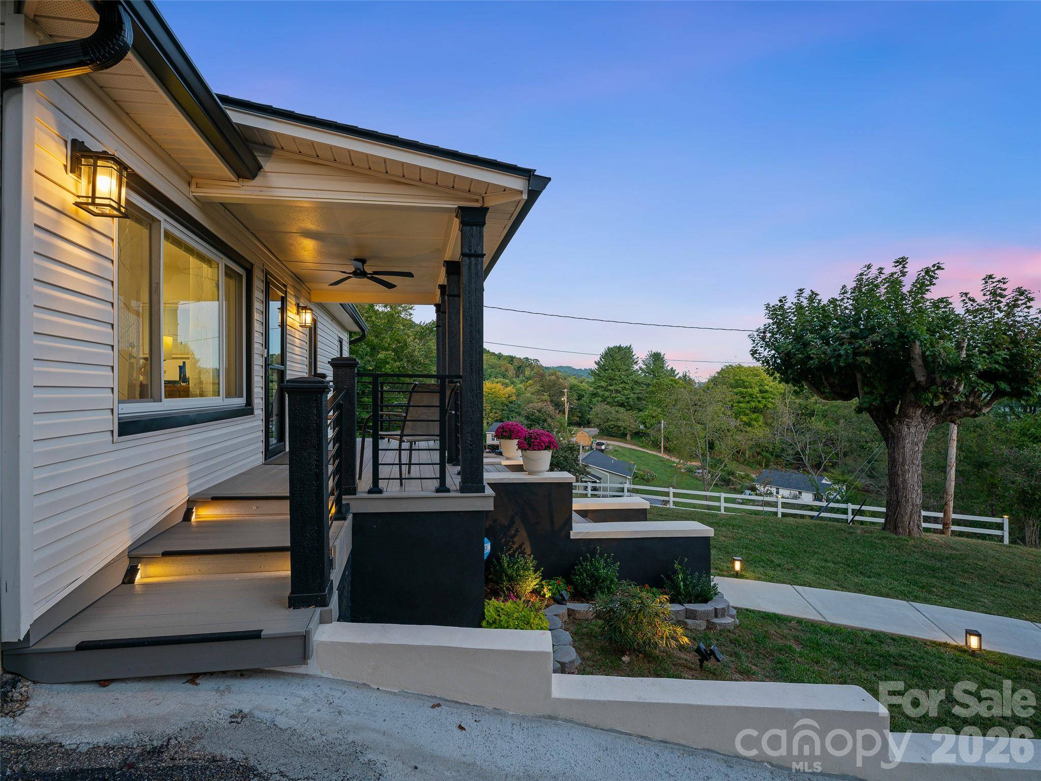 24 Blessing WAY, Burnsville, NC 28714