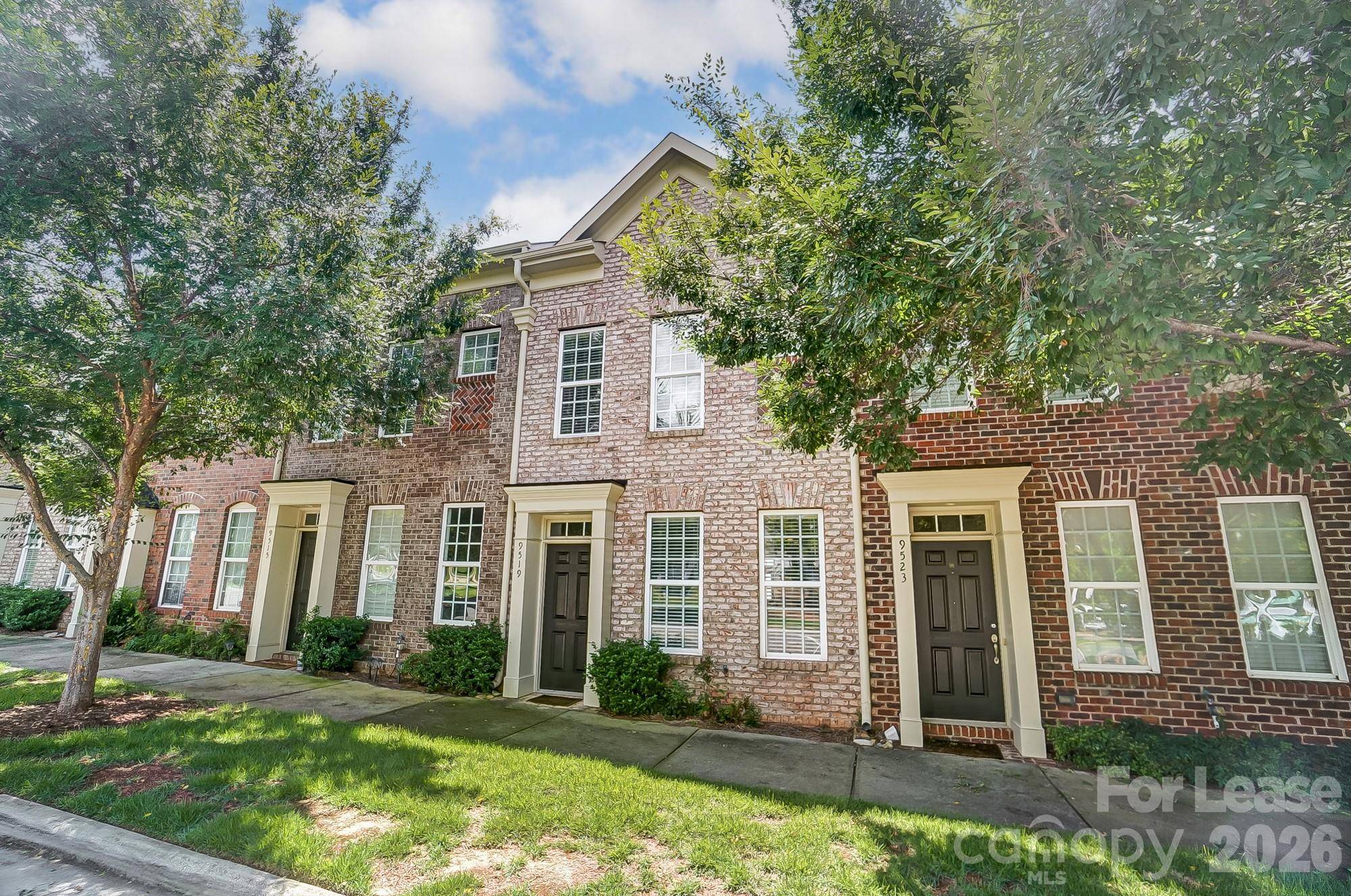9519 Longstone LN, Charlotte, NC 28277