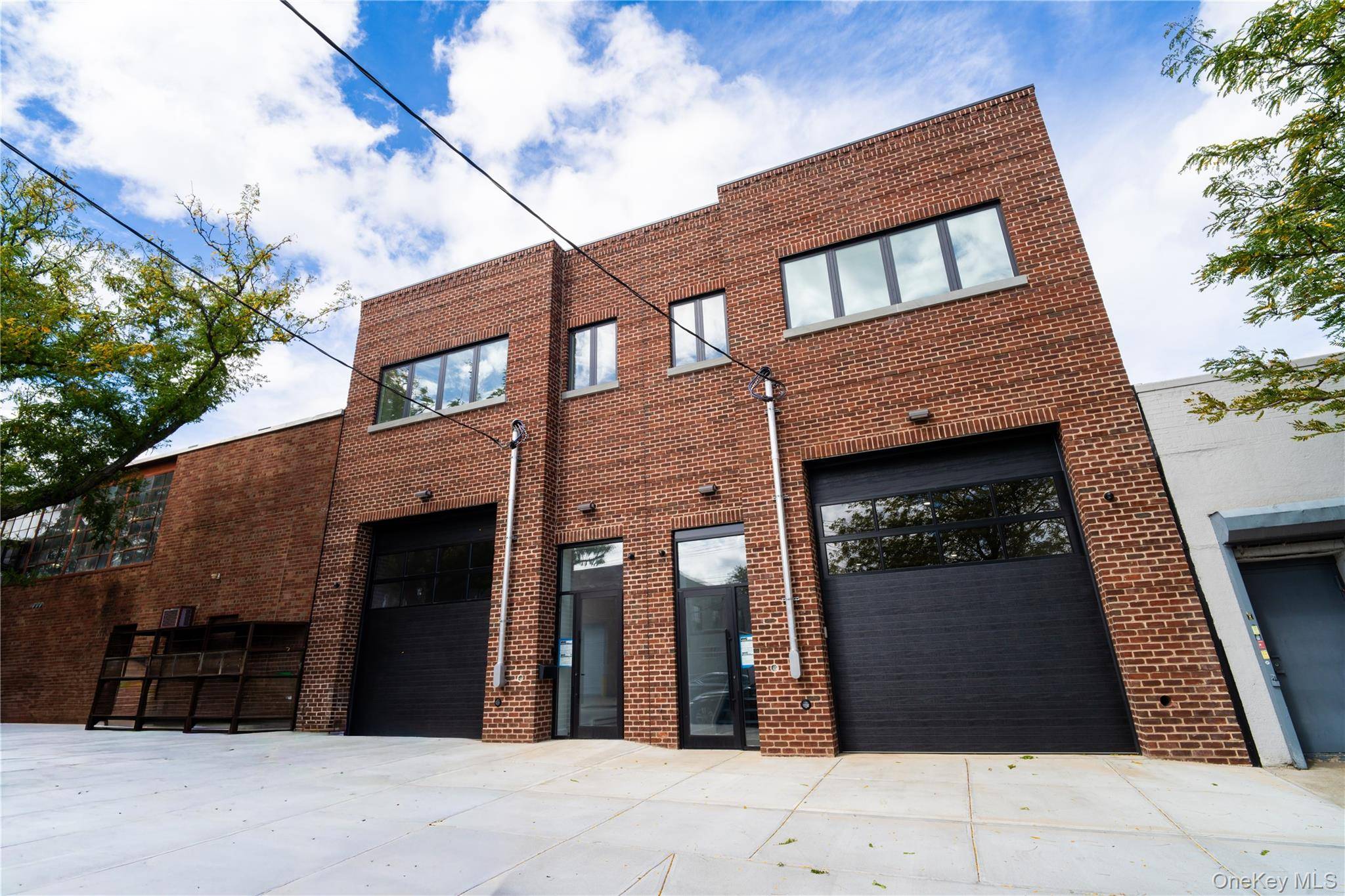 18-28 Steinway Streets, Astoria, NY 11105