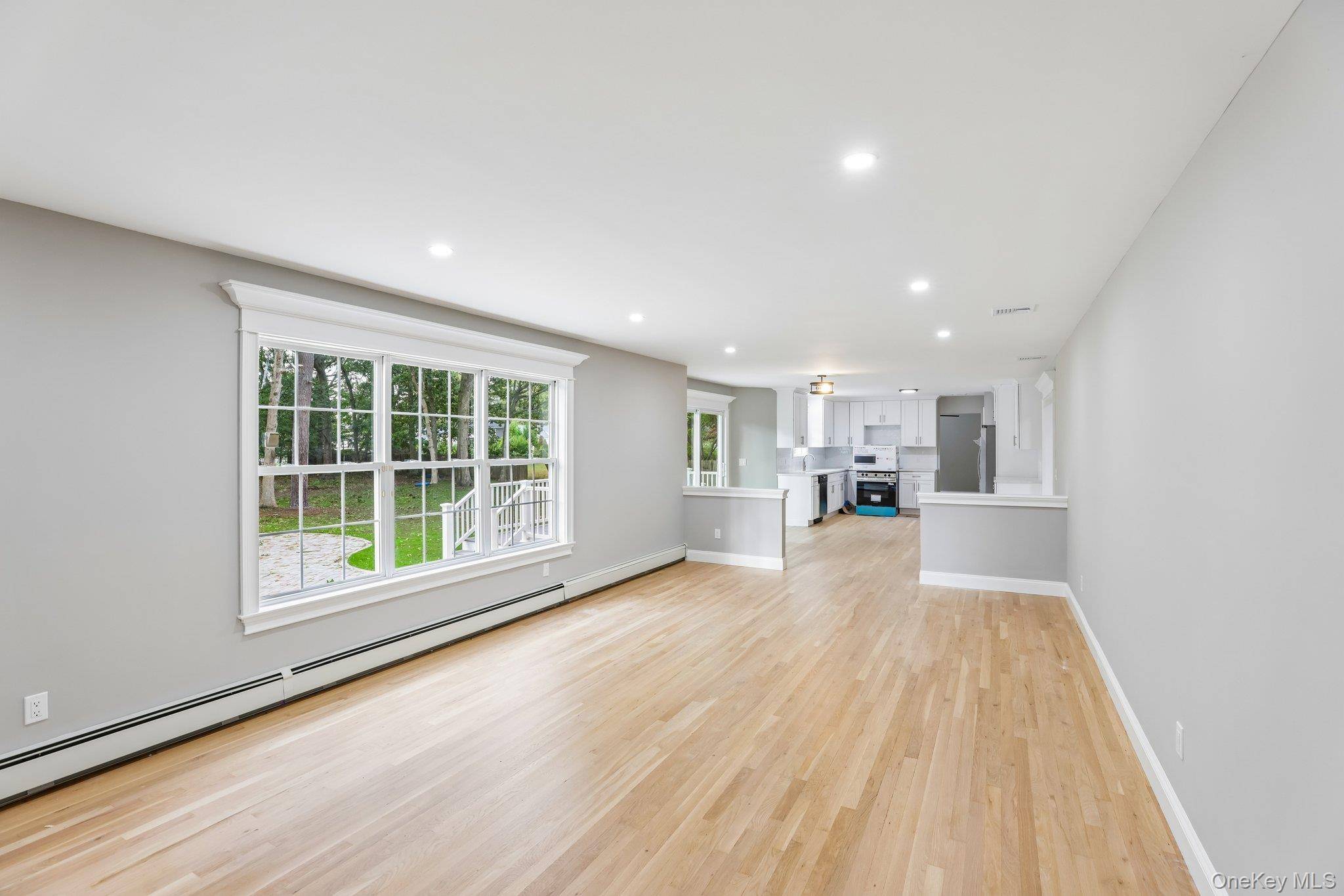 68 Margin DR, Shirley, NY 11967