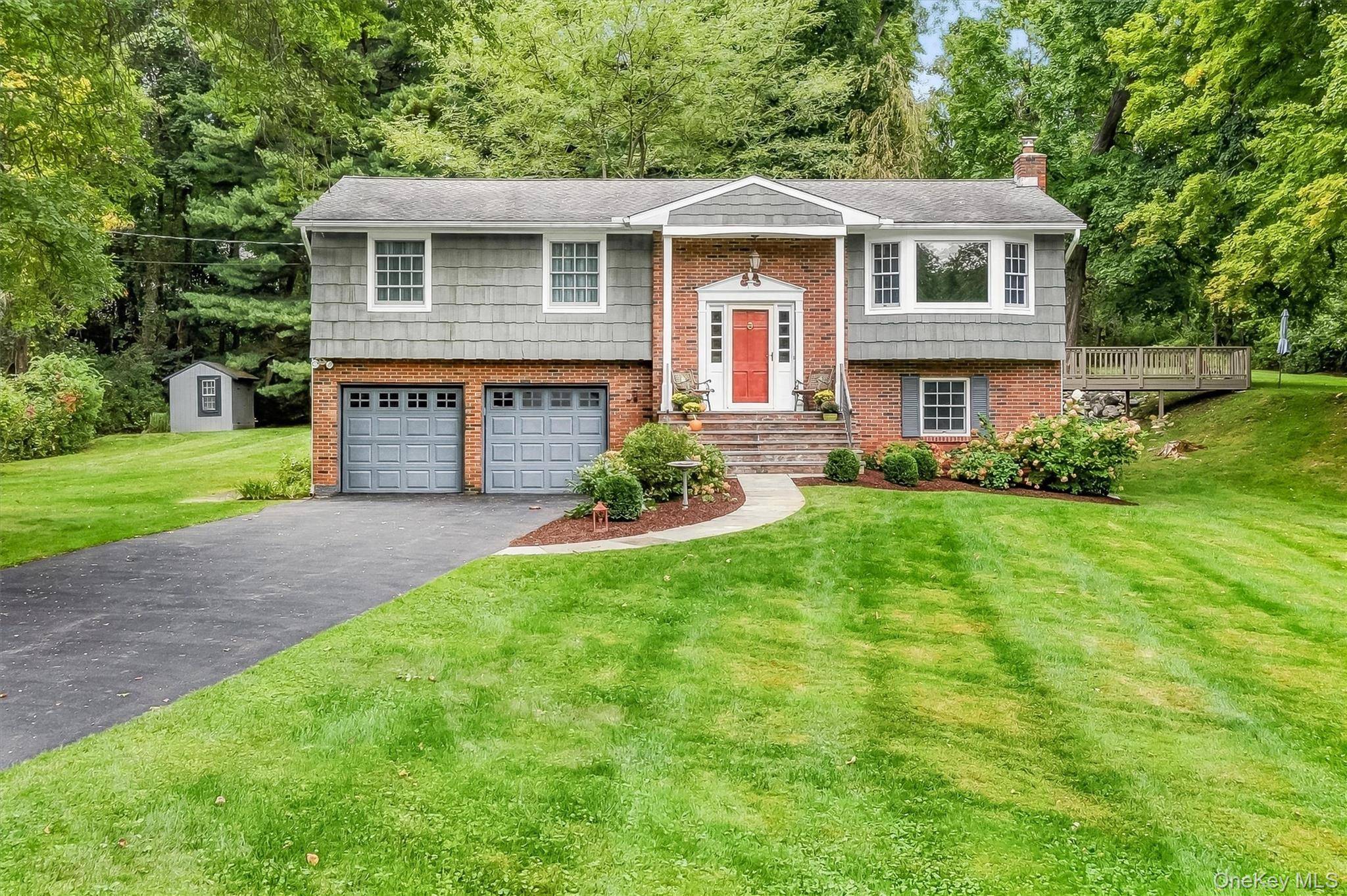 11 Ann RD, Carmel, NY 10512
