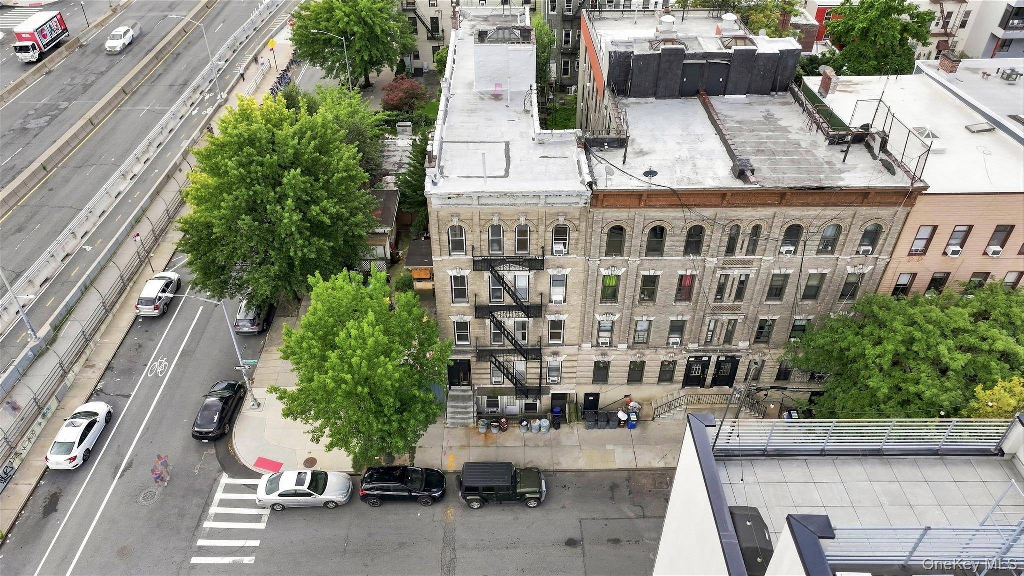 162 Dupont ST, Brooklyn, NY 11222