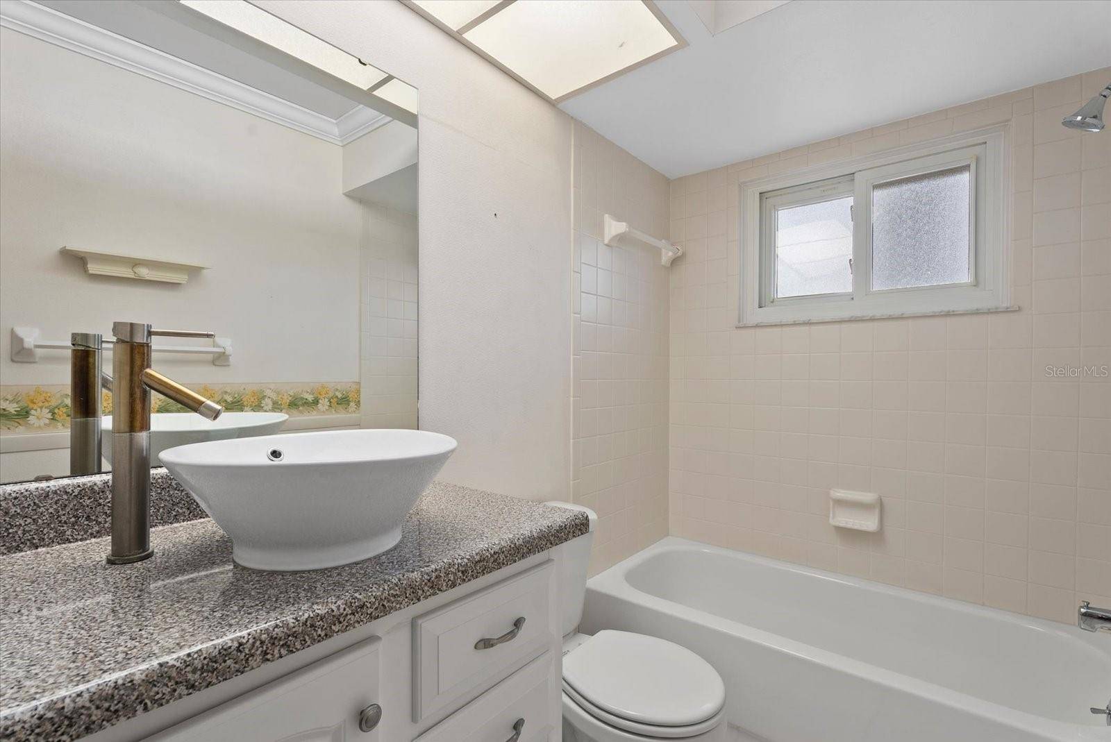 1507 N KNOLLWOOD DR, Bradenton, FL 34208