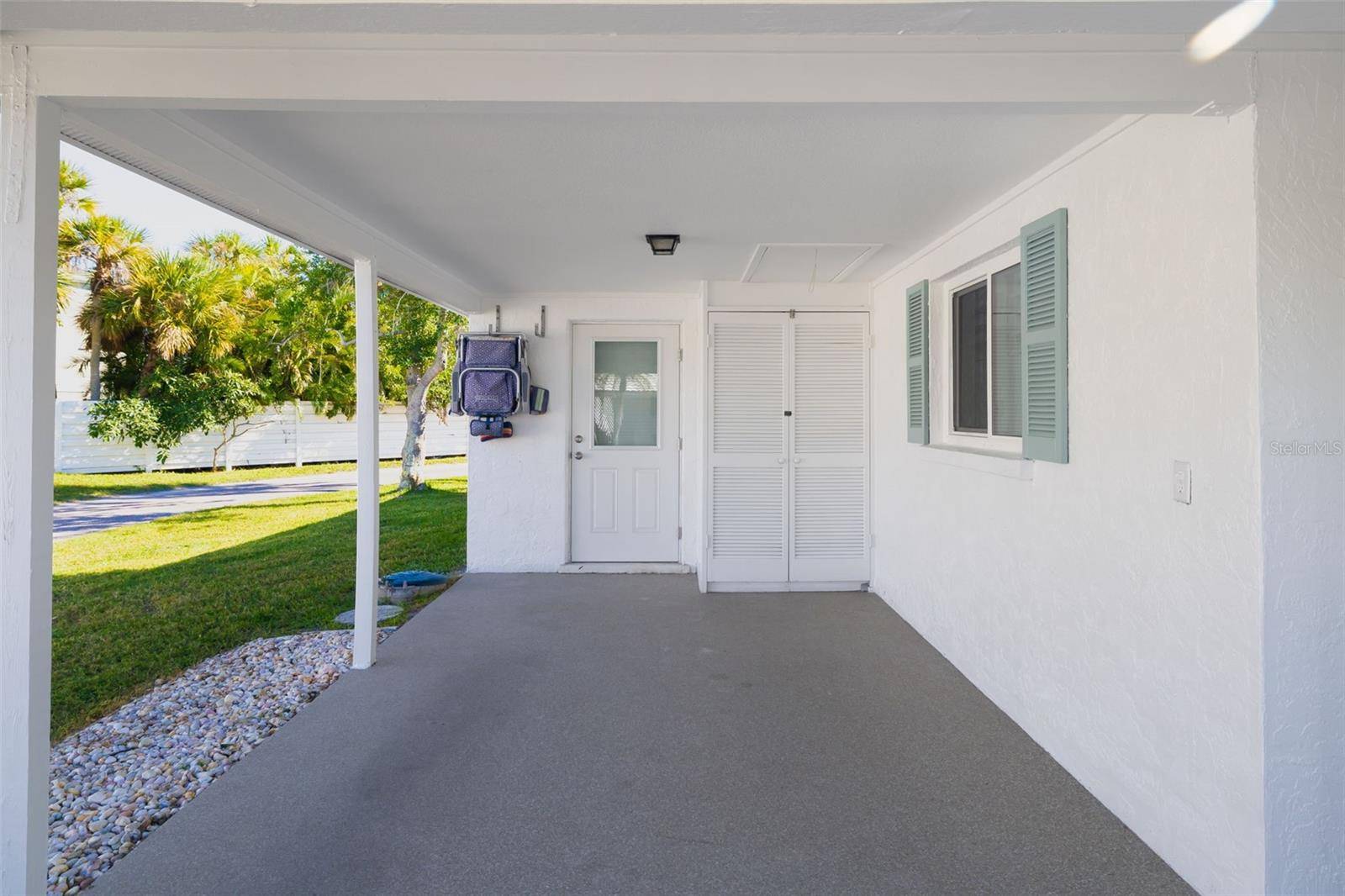 546 SPANISH DR S, Longboat Key, FL 34228
