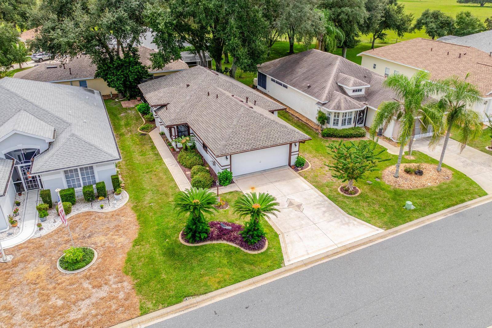 21212 ROYAL ST GEORGES LN, Leesburg, FL 34748