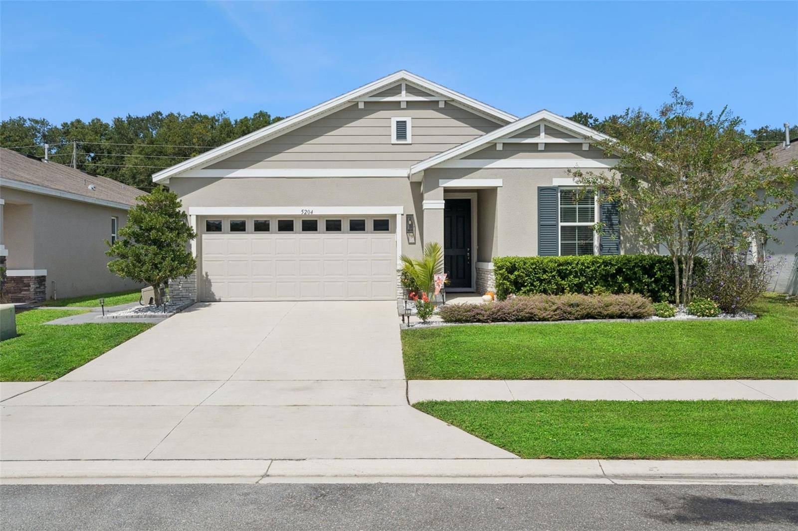 5204 MEADOW SONG DR, Okahumpka, FL 34762