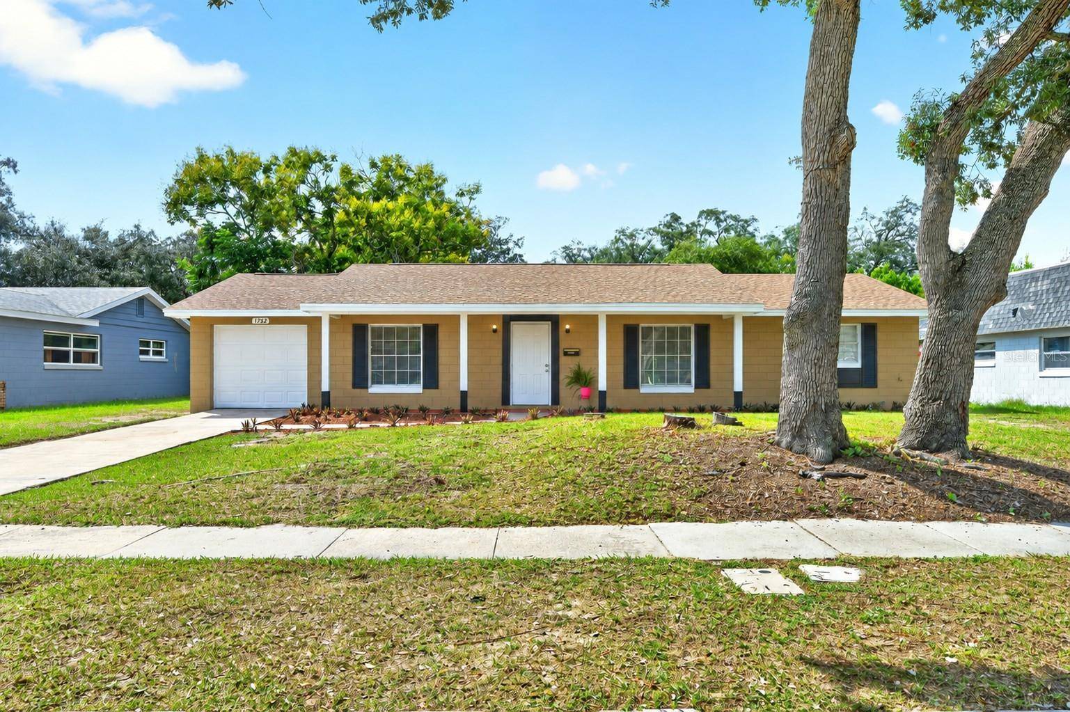 1752 PEACHWOOD LN, Orlando, FL 32818