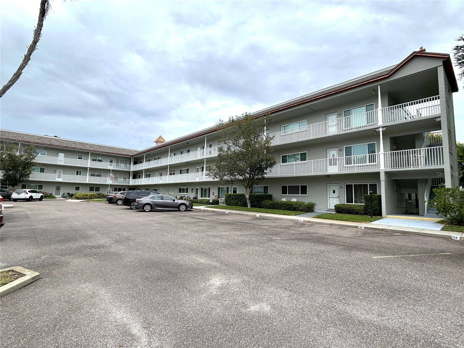 2260 COSTA RICAN DR #50, Clearwater, FL 33763