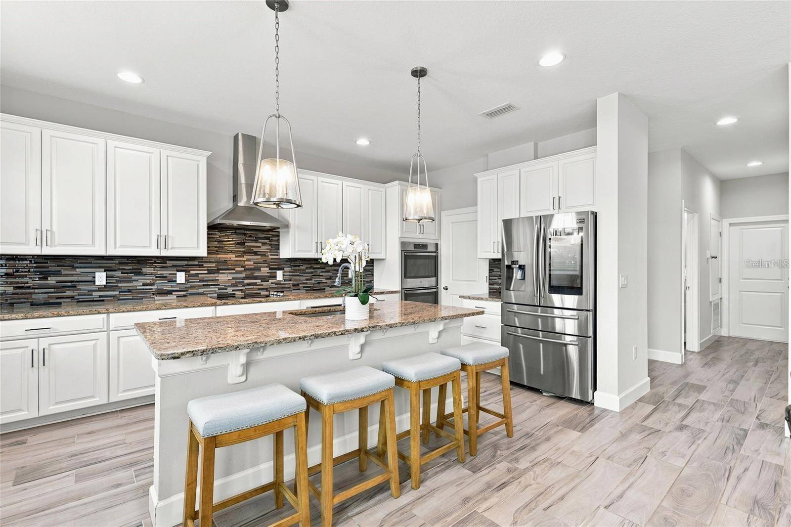 7697 ROMA DUNE DR, Wesley Chapel, FL 33545