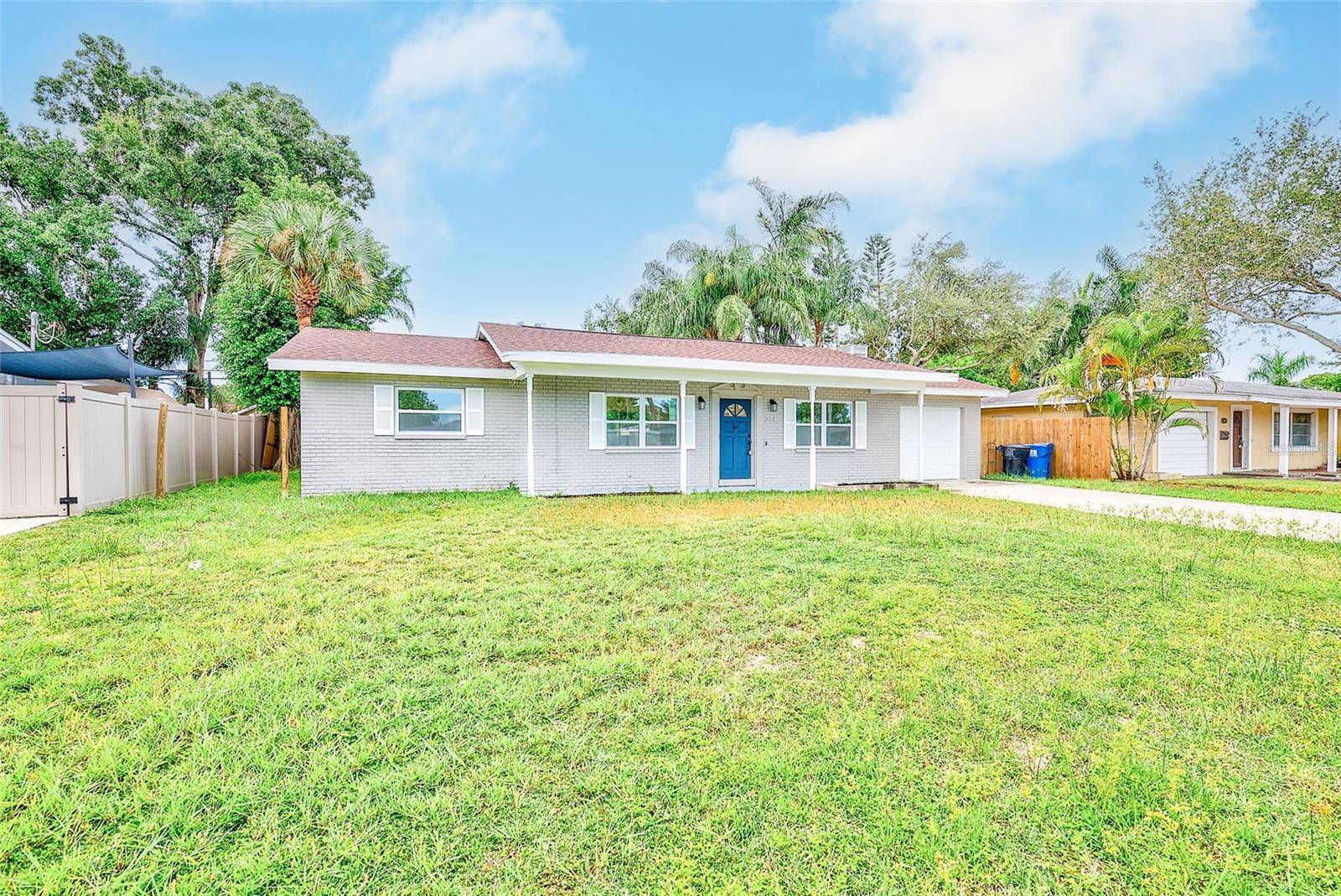 214 45TH AVE NE, St Petersburg, FL 33703
