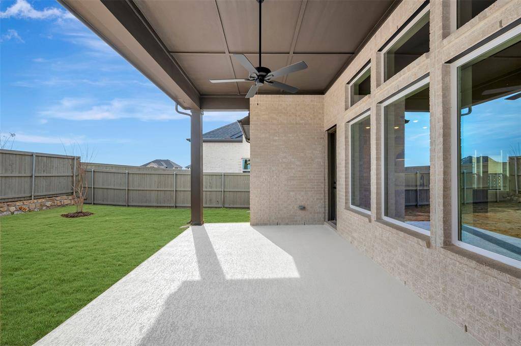305 Short Cut Street, Northlake, TX 76247