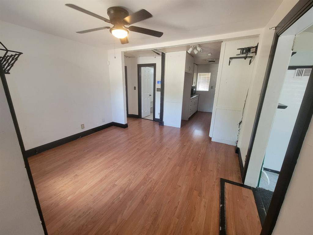 3906 Mercury, Haltom City, TX 76111