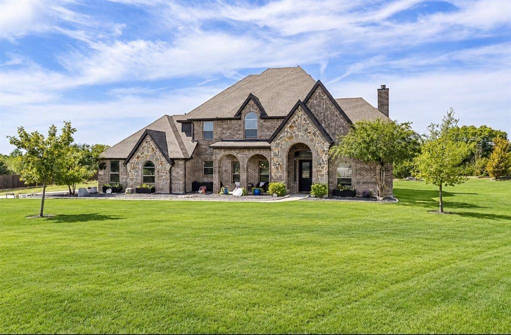 4111 Roberts Lane, Midlothian, TX 76065