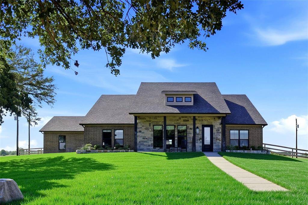 345 County Road 1180, Decatur, TX 76234