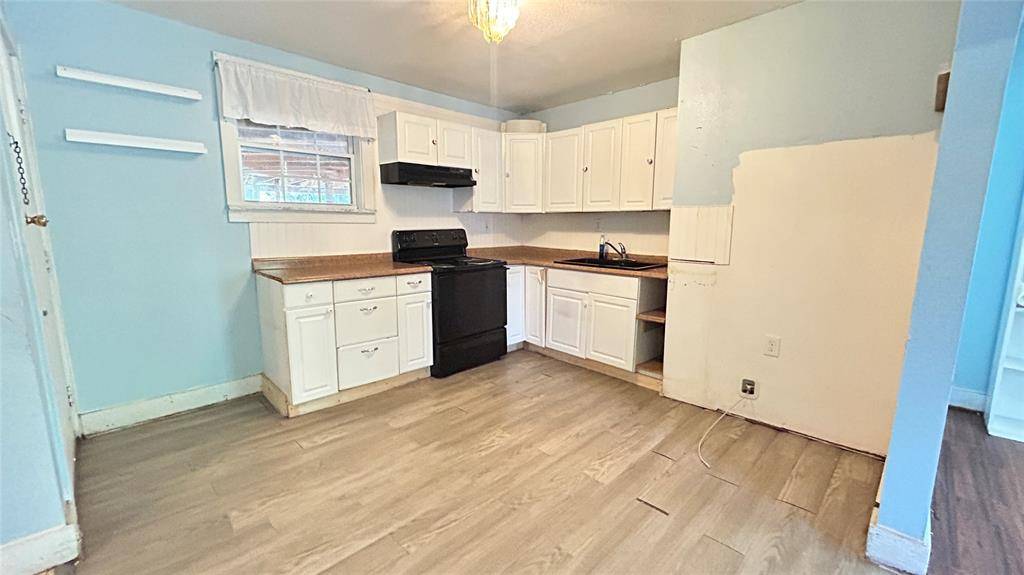 3557 Pecos Street, Fort Worth, TX 76119