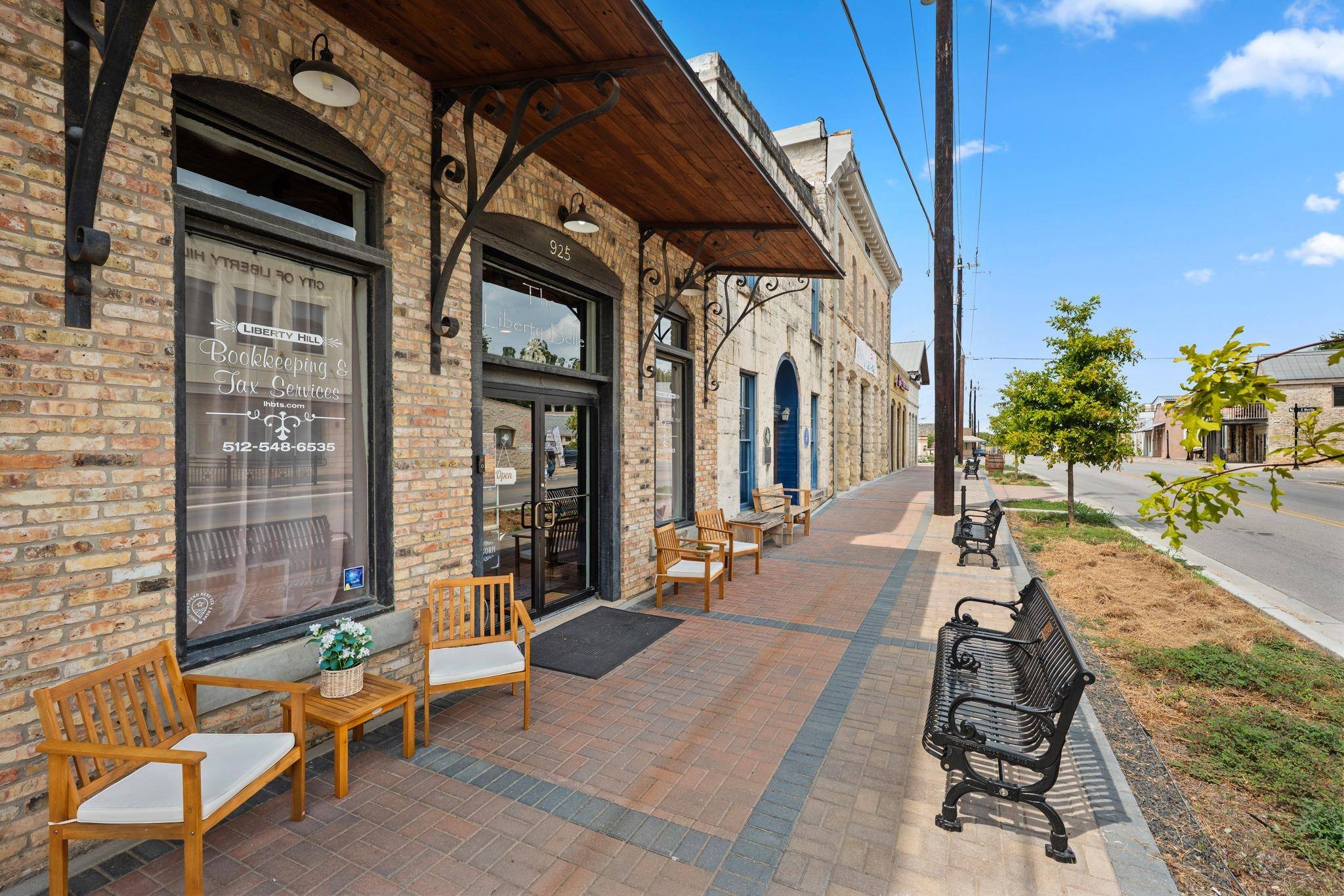 925 Main ST, Liberty Hill, TX 78642