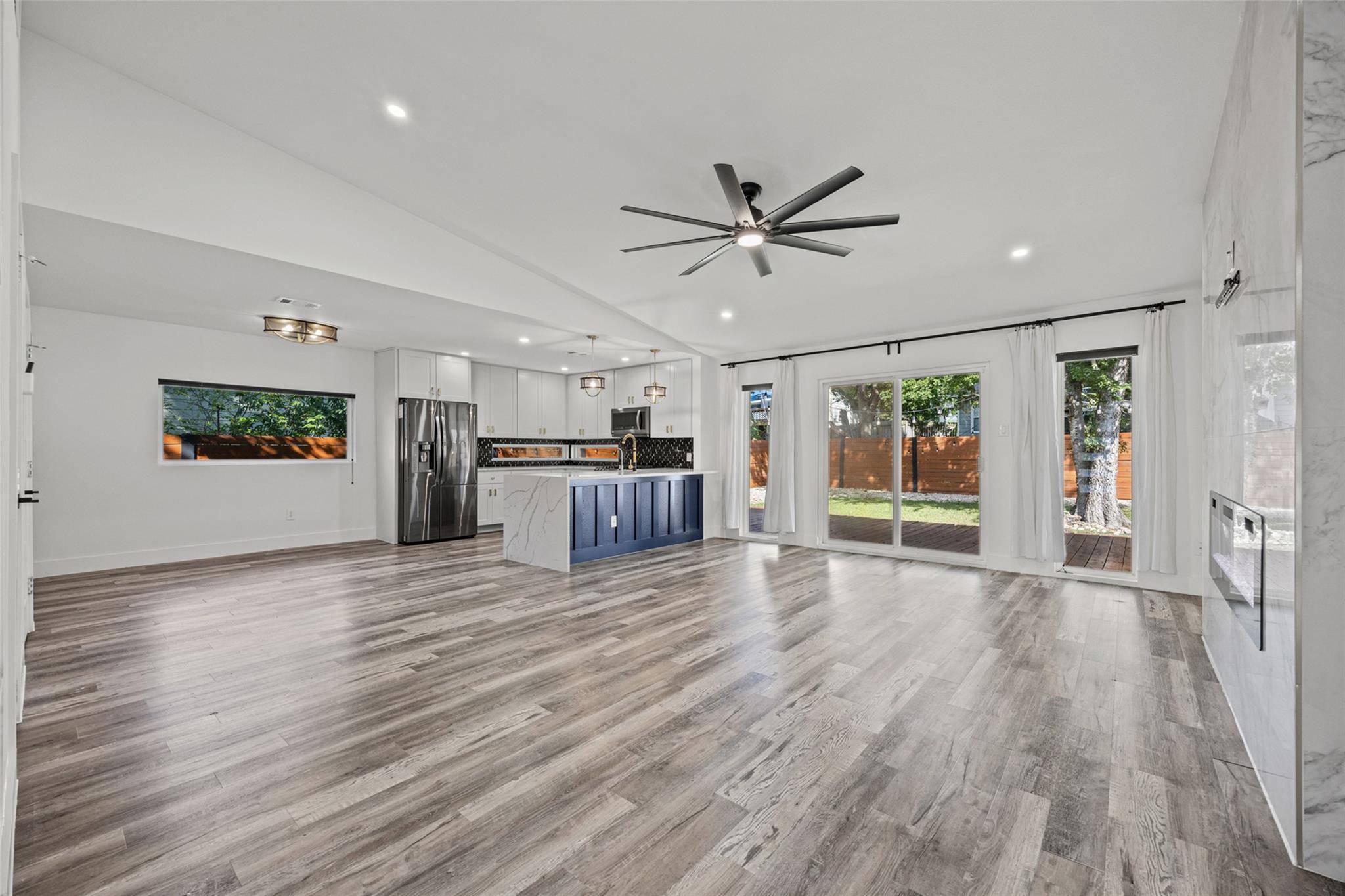 7404 Gunnison PASS #1, Austin, TX 78724