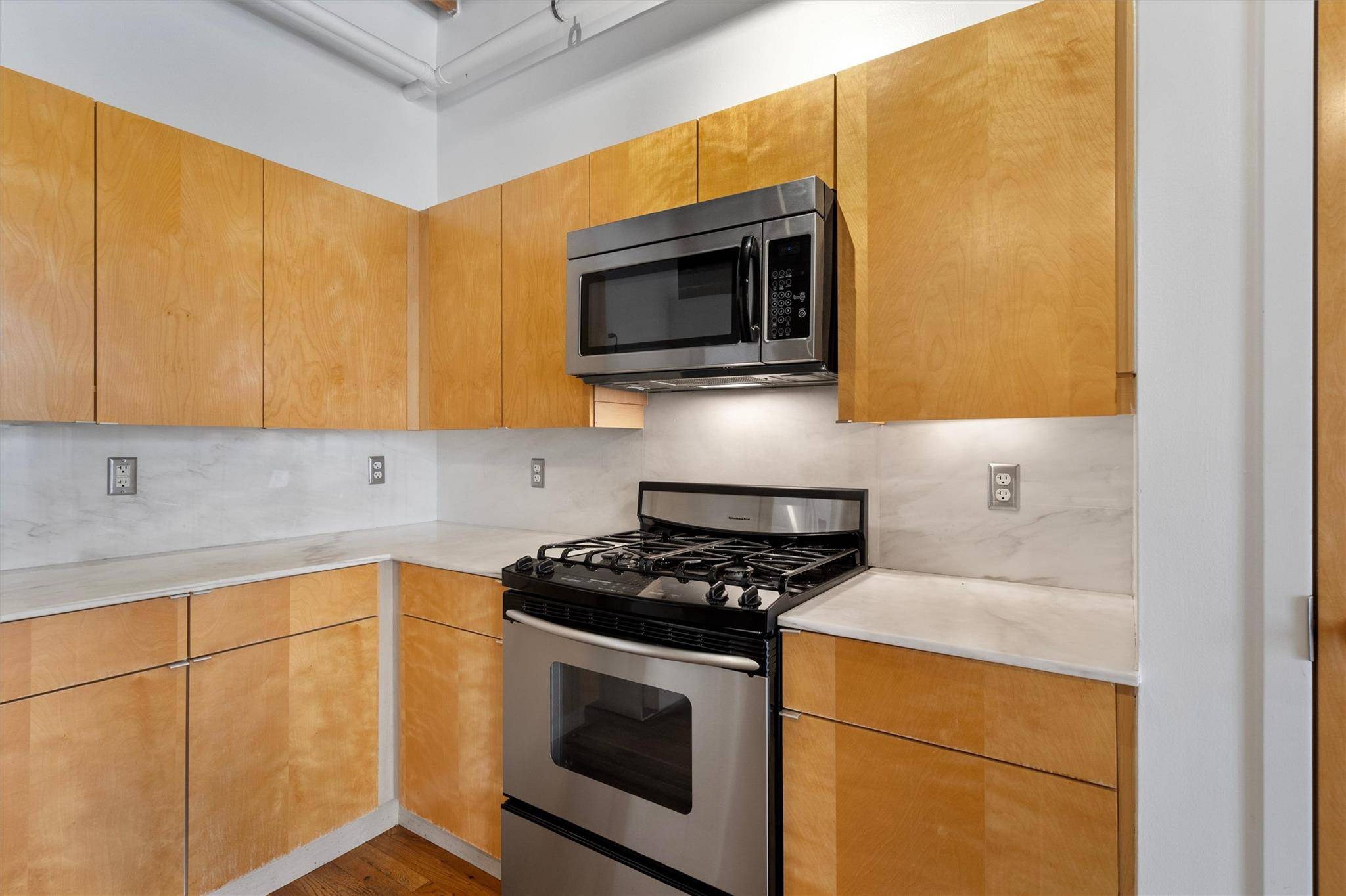 411 Brazos ST #206, Austin, TX 78701