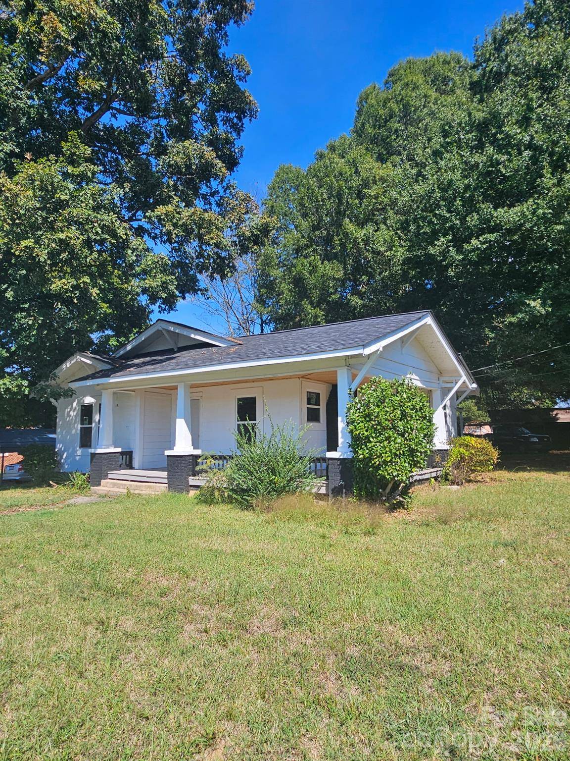 1313 E Maiden RD, Maiden, NC 28650