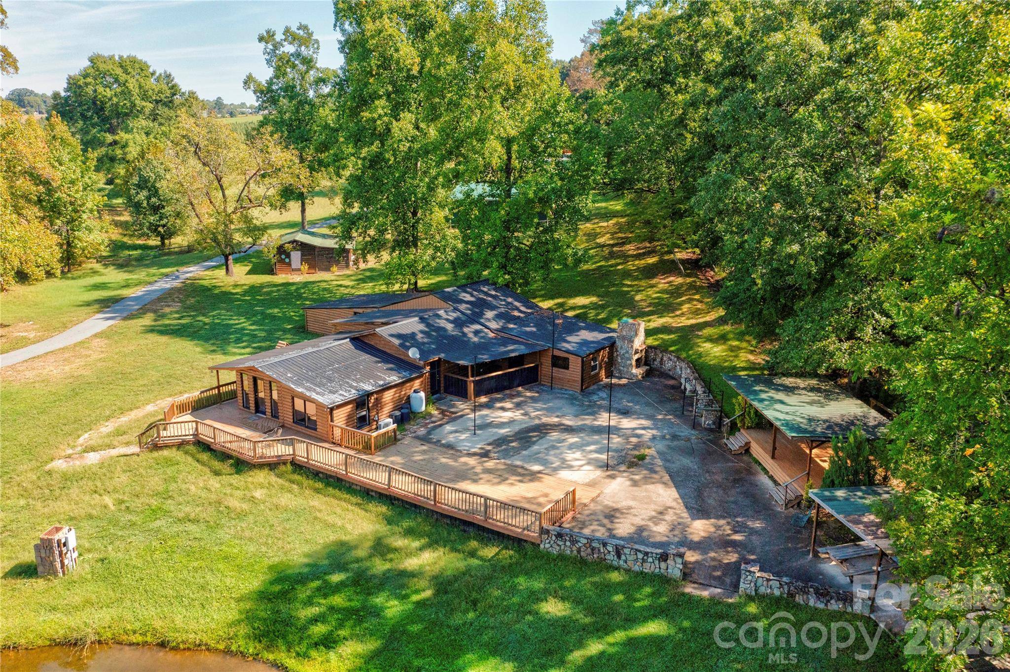 5542 Casar RD, Casar, NC 28020