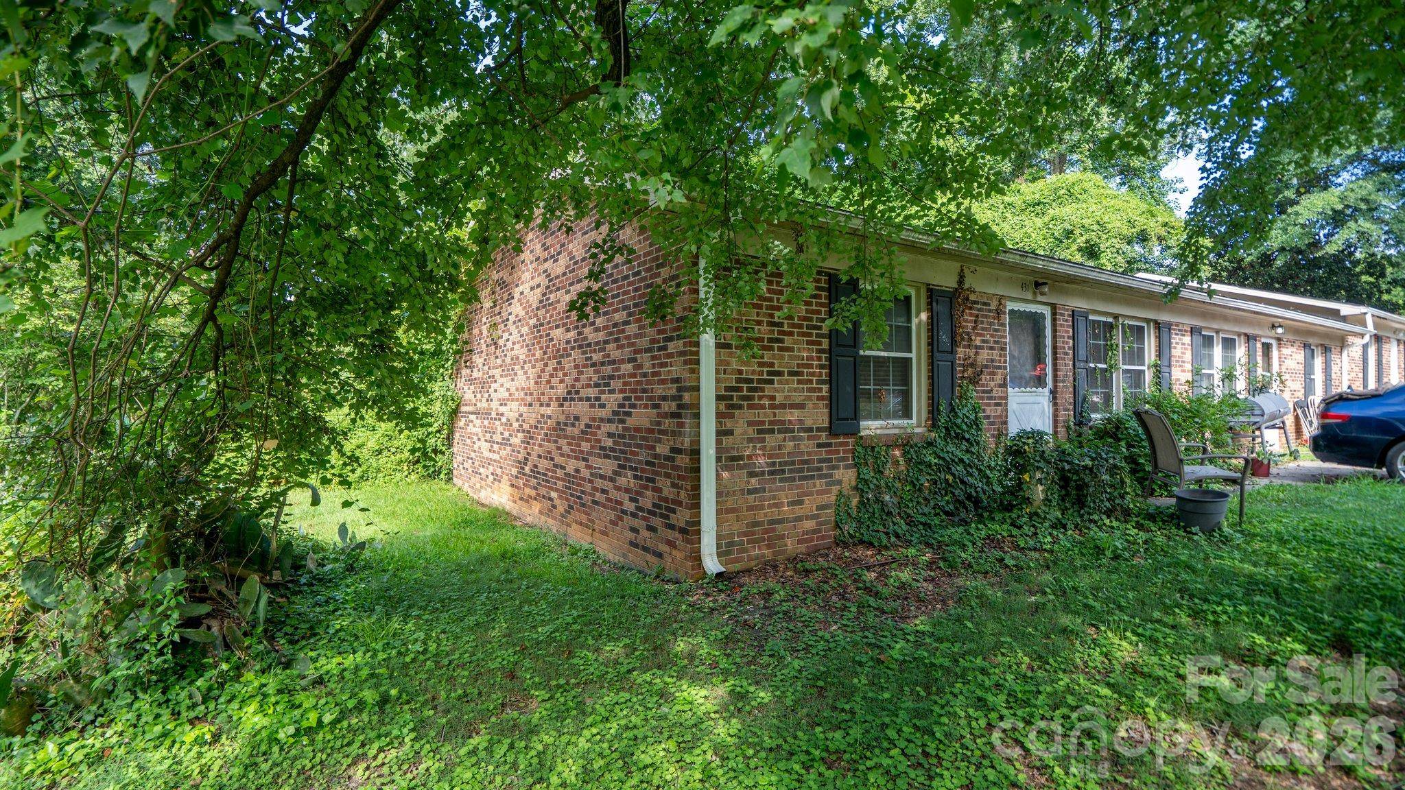 423 N Carpenter ST, Gastonia, NC 28054