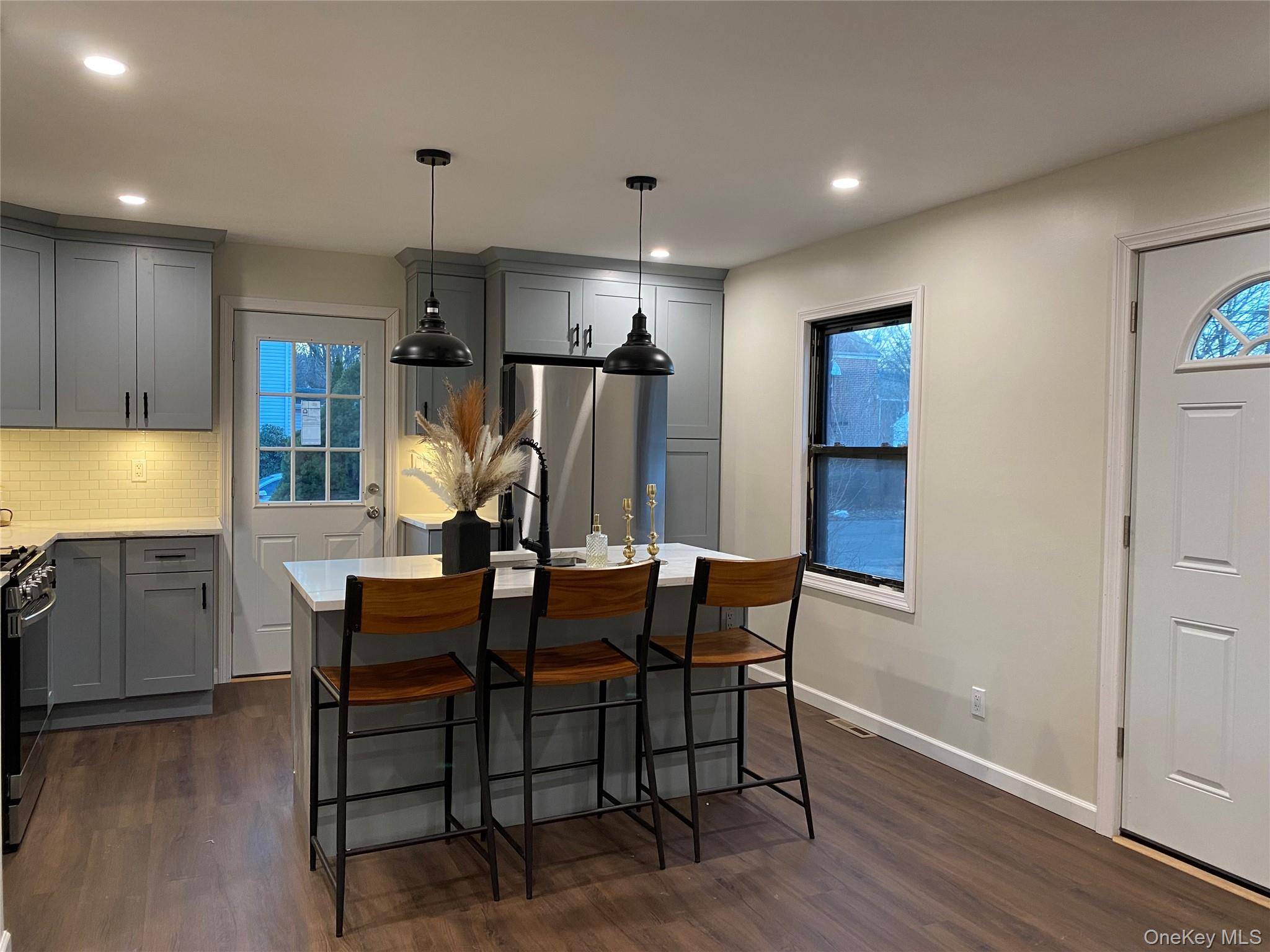 24-22 Evers CT, Bridgeport, NY 06610