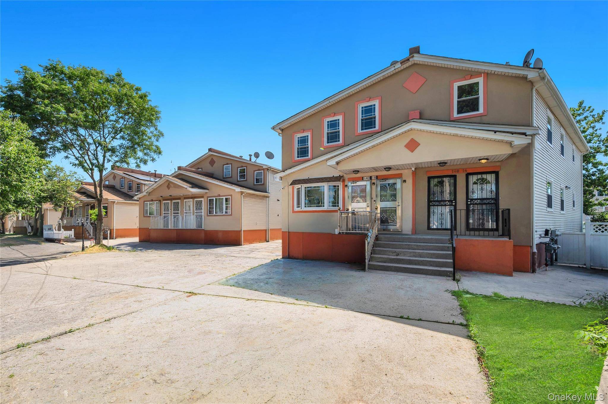 14014 Charles LN, Springfield Gardens, NY 11413