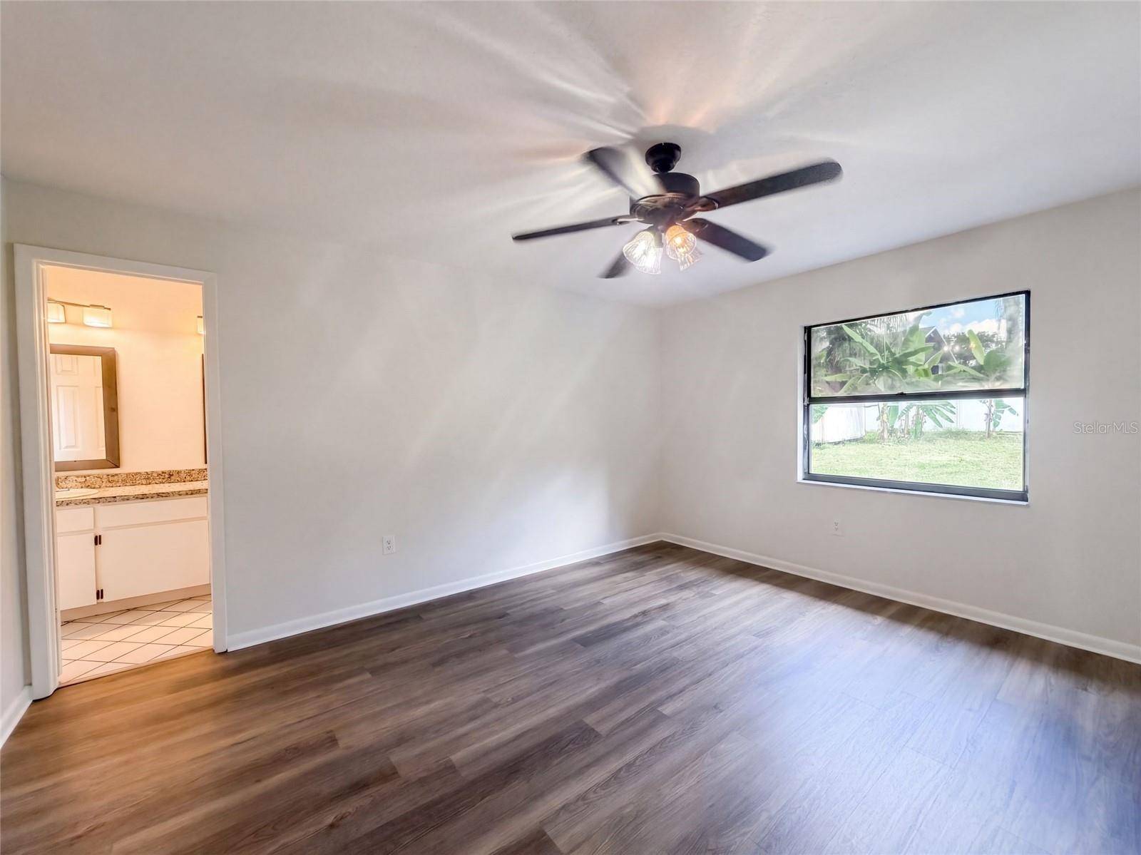 1711 AVANT ST, Valrico, FL 33594