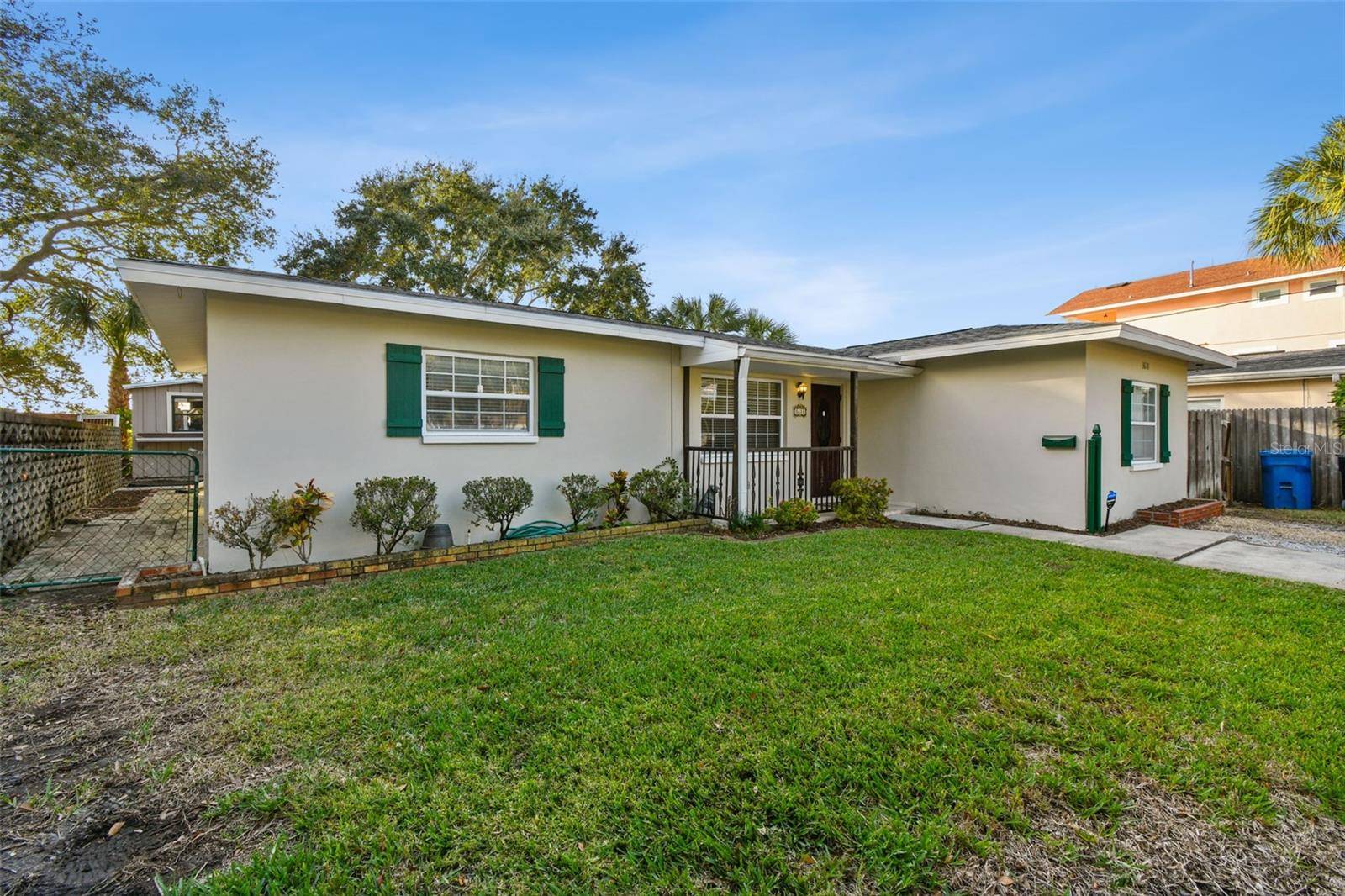 3618 SHORE ACRES BLVD NE, St Petersburg, FL 33703
