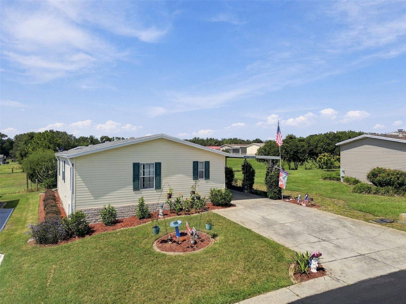 37340 NEUKOM AVE, Zephyrhills, FL 33541
