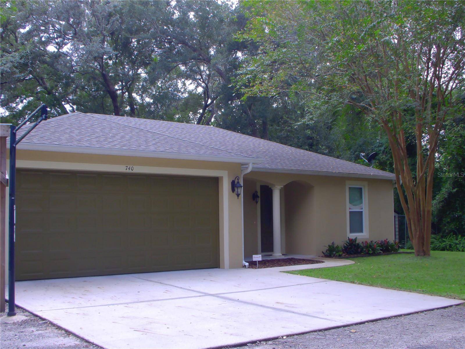 740 RUBY AVE, Deland, FL 32724
