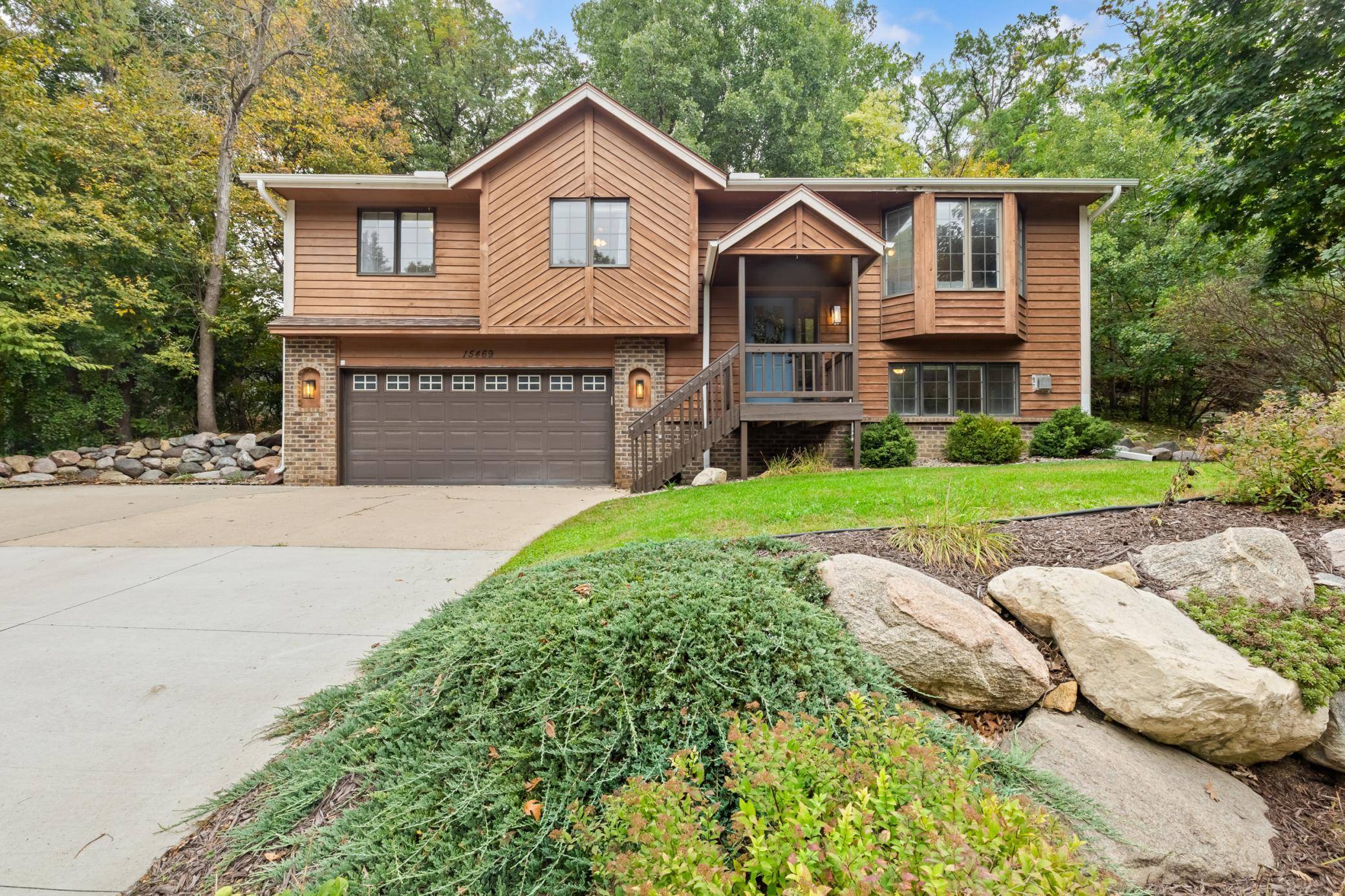15469 Fish Point RD SE, Prior Lake, MN 55372