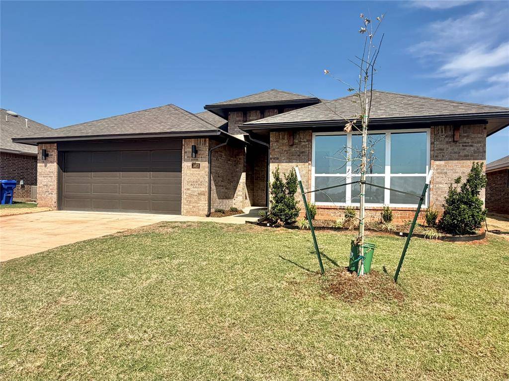 3923 Abingdon DR, Norman, OK 73026