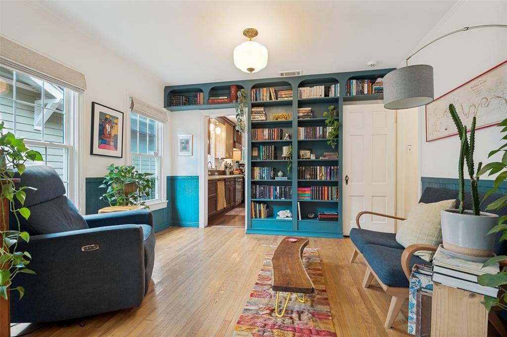 314 N Marlborough Avenue, Dallas, TX 75208