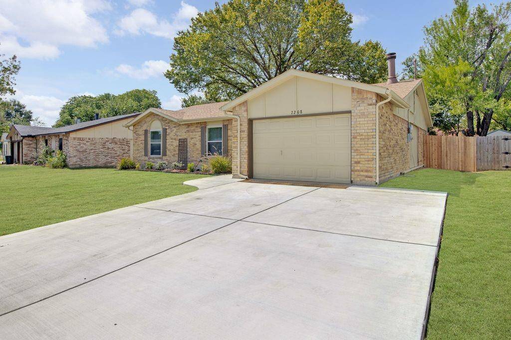 7208 Romford Way, North Richland Hills, TX 76182