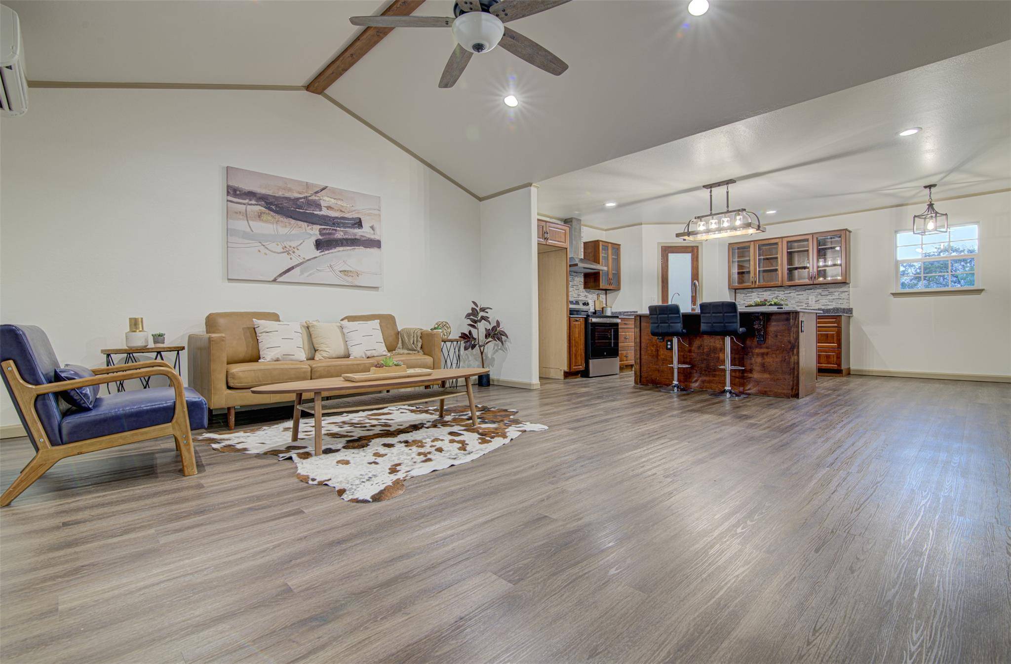 2848 Indian TRL, Kingsland, TX 78639