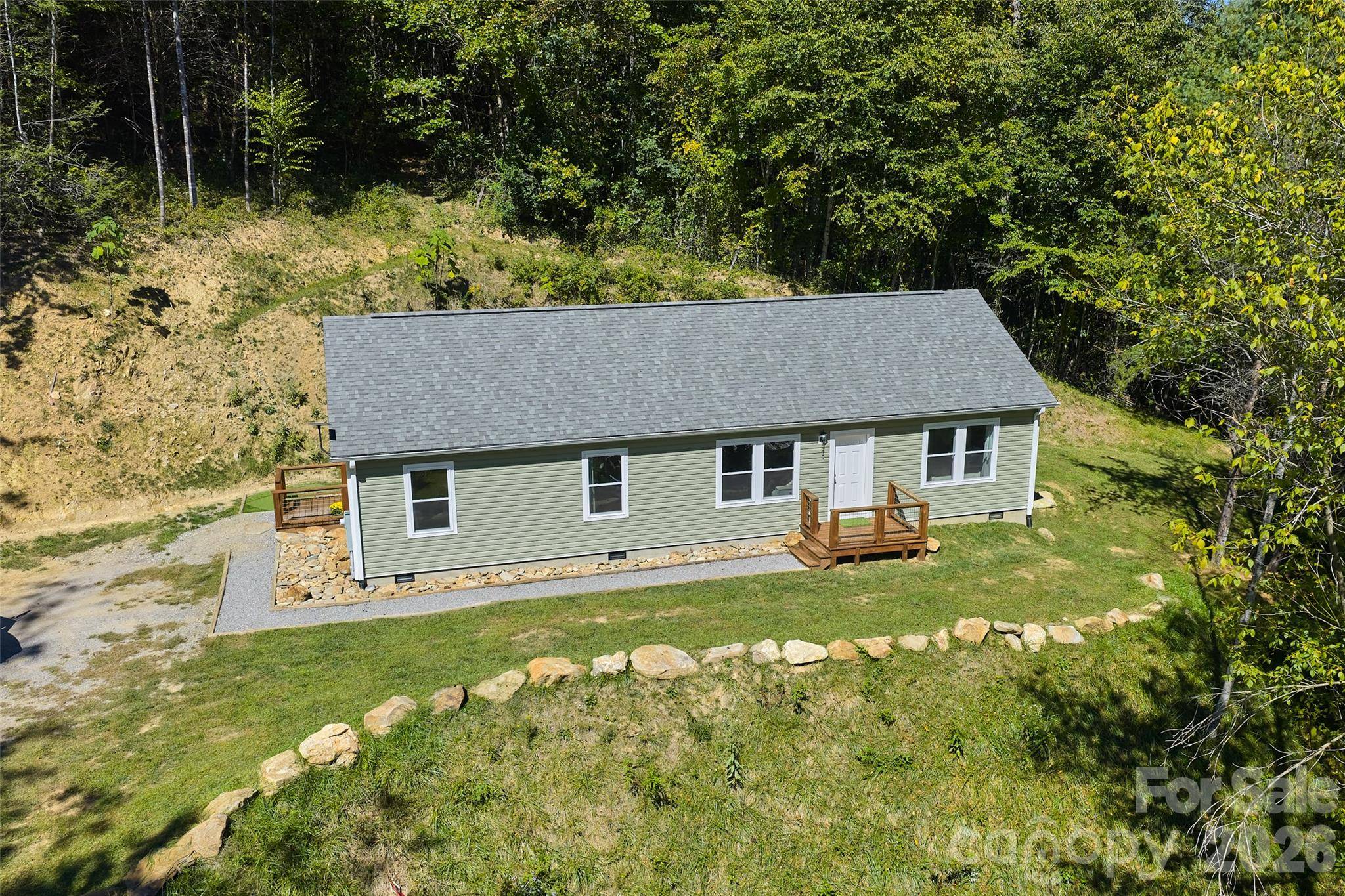 60 Spring Mountain DR, Canton, NC 28716